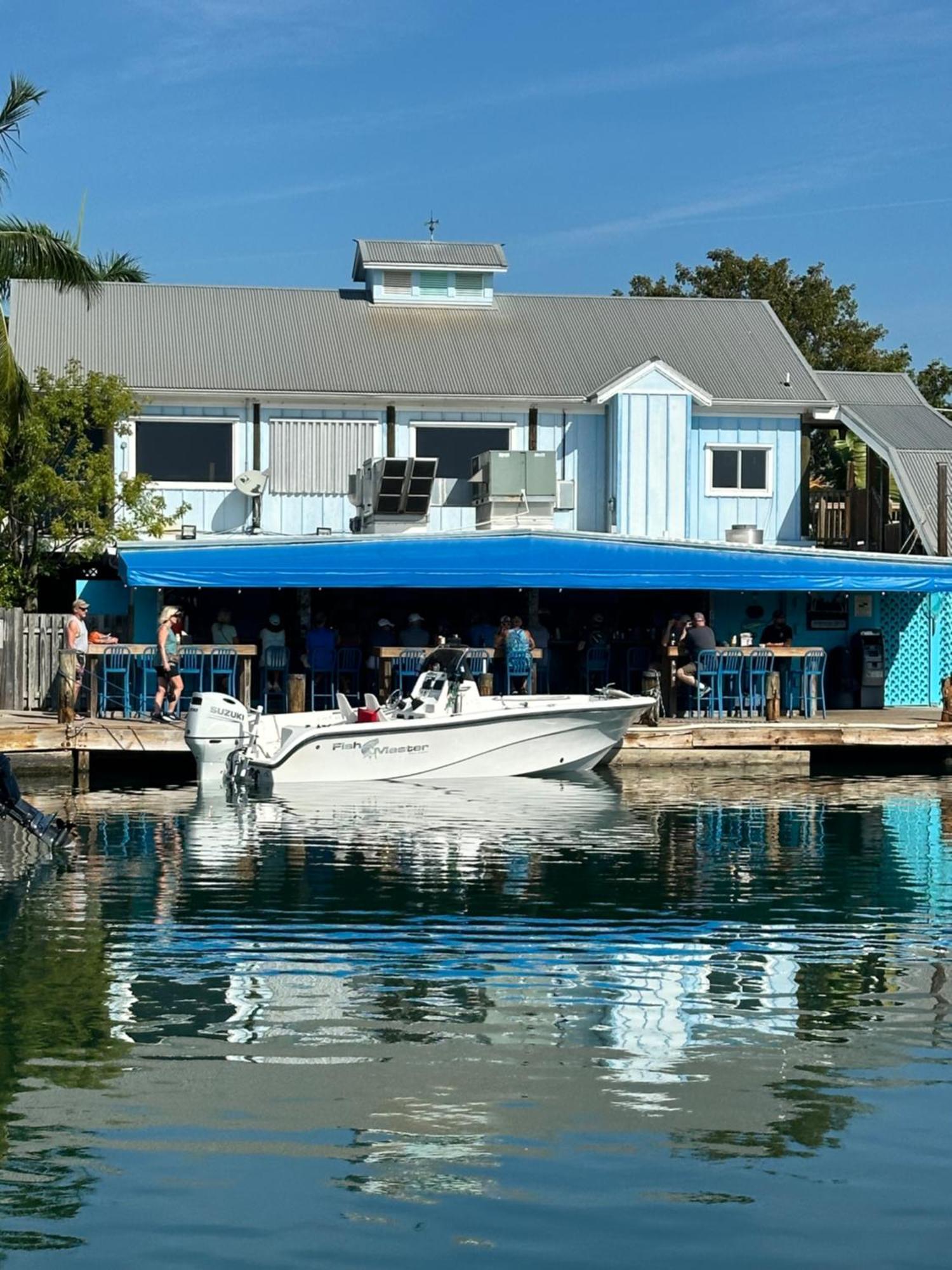 Aqua Lodges At Hurricane Hole Marina Stock Island Exterior photo