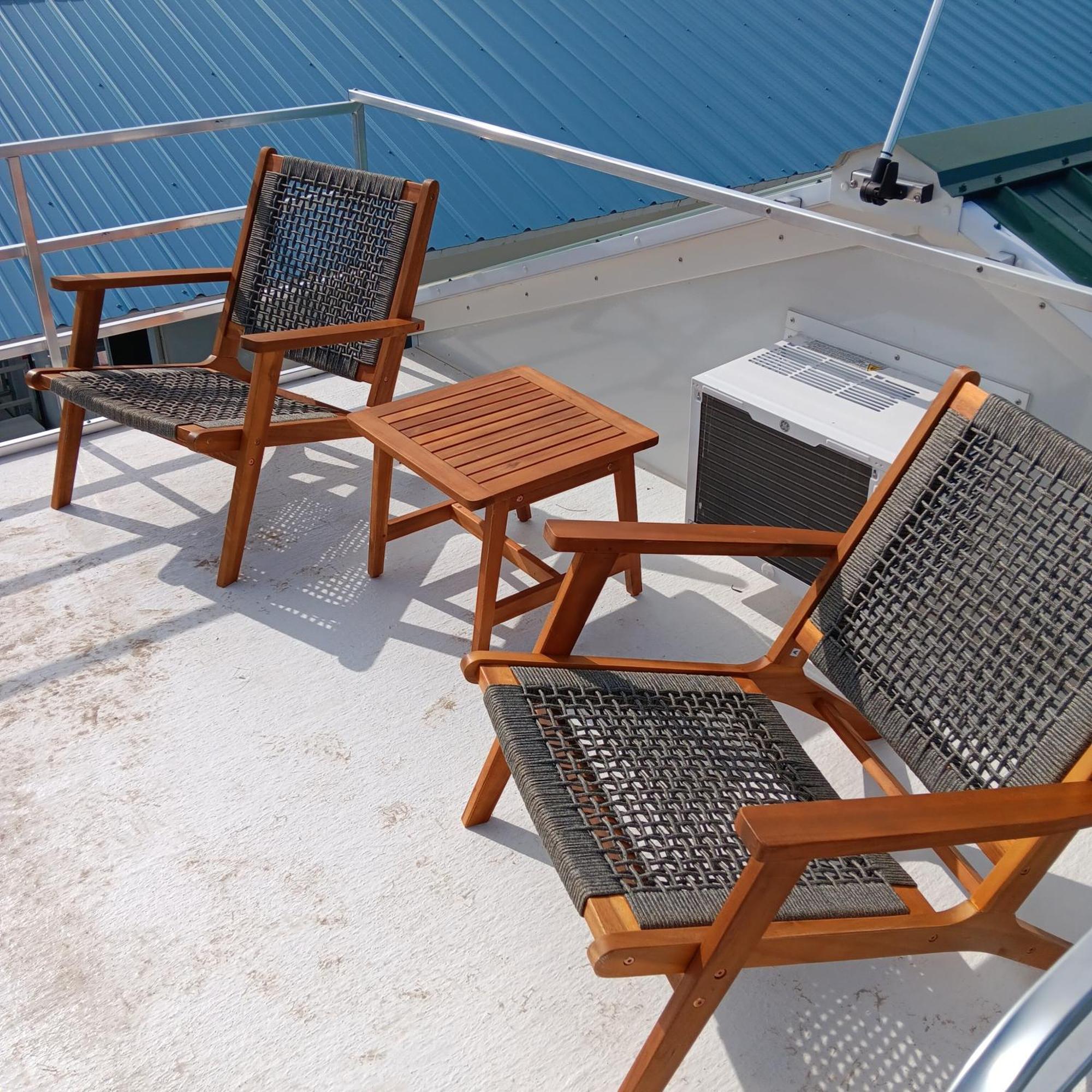 Aqua Lodges At Hurricane Hole Marina Stock Island Exterior photo